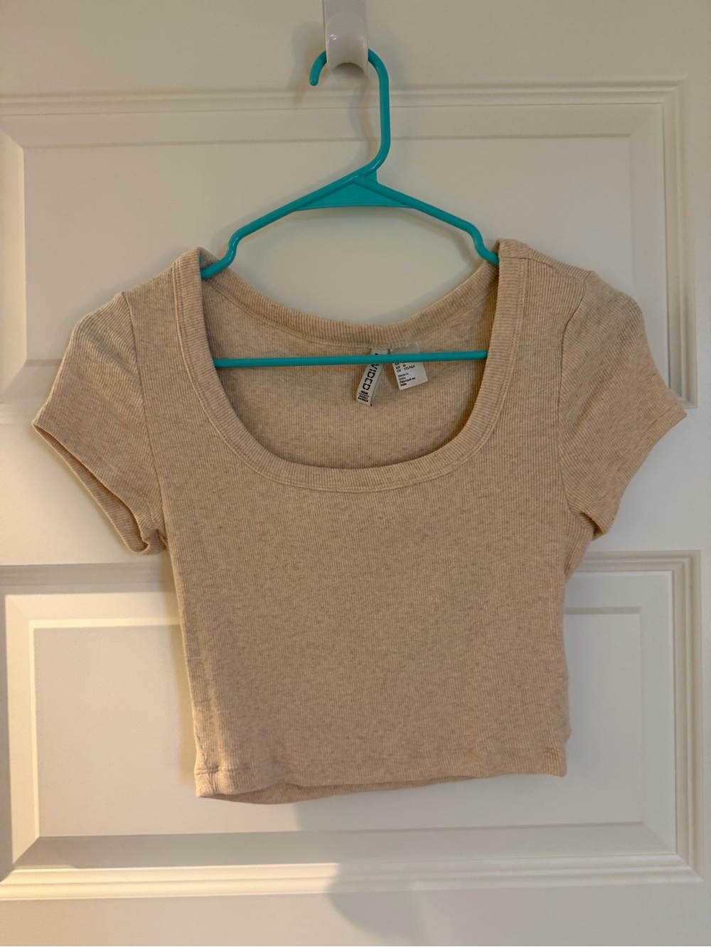 H&M Beige Ribbed Scoop-Neck Crop Top
